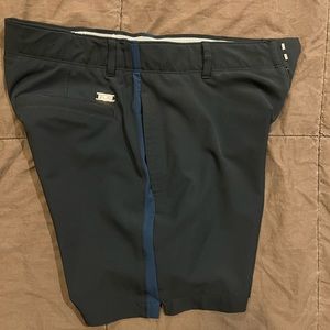 Women’s Under Armour Golf Shorts, Black w/ Blue Pinstripe, Size 4